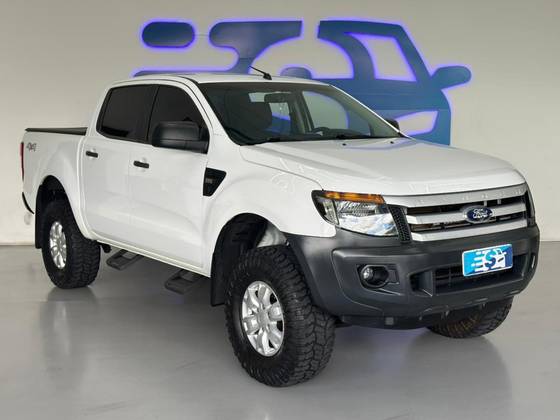 FORD RANGER 2.2 XL 4X4 CD 16V DIESEL 4P MANUAL FORD RANGER 2.2 XL 4X4 CD 16V DIESEL 4P MANUAL